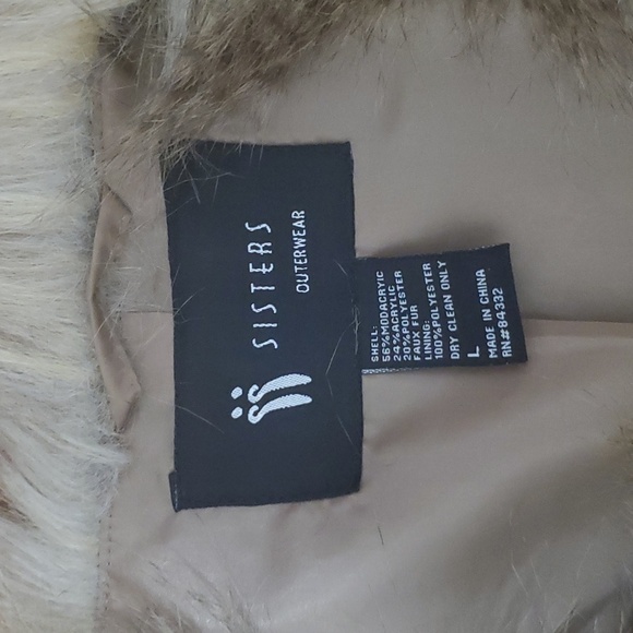 Vest - Picture 2 of 2